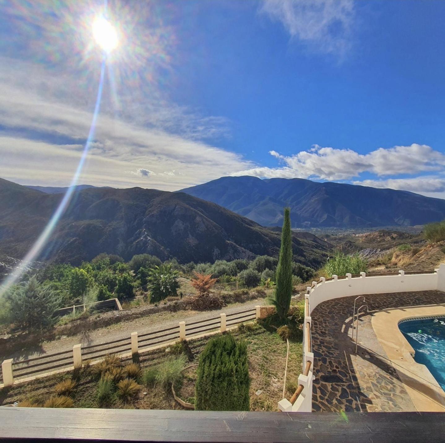 Alpujarra Relax Carataunas מראה חיצוני תמונה